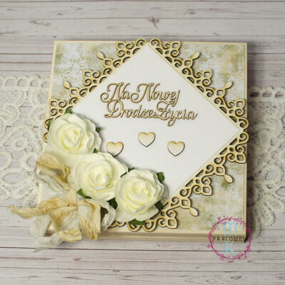 pamiątka ślubna w drewnianym pudełku