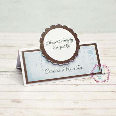 winietka na stół z wystającym elementem z imieniem dziecka